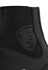 Blauer nero