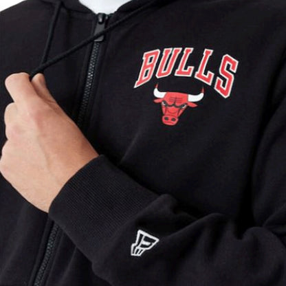 Giacca Chicago Bulls con cappuccio New Era nero