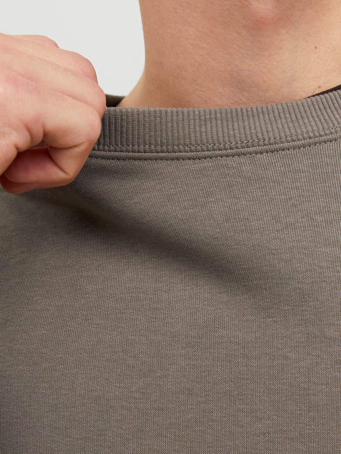 Felpa Baggy felpata Jack&Jones marrone