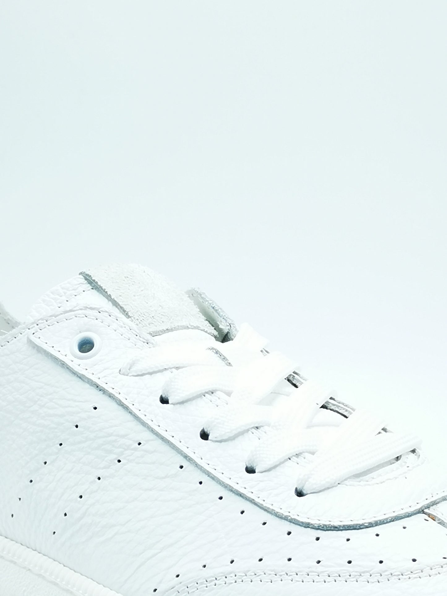 Sneakers artigianali Colbaffo in pelle bianca
