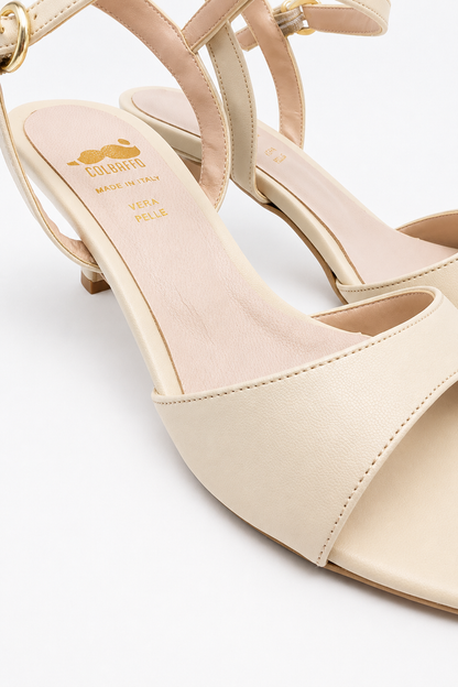 Sandali donna panna con tacco basso Colbaffo®
