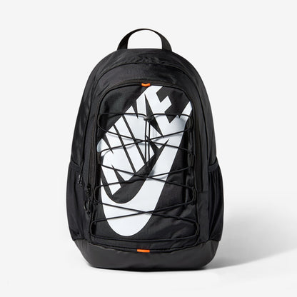 Zaino Nike Hayward 26L nero HJ8200-010 - frontale