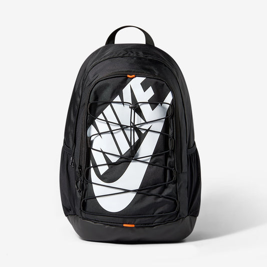 Zaino Nike Hayward 26L nero HJ8200-010 - frontale