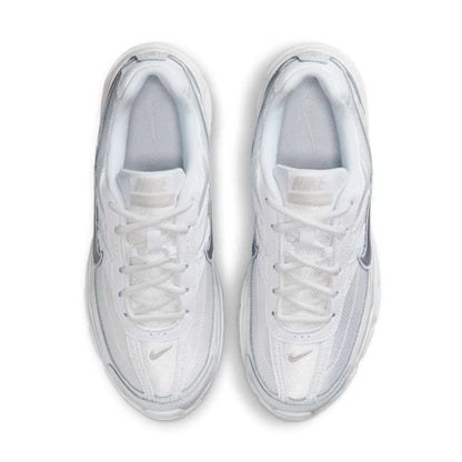 Nike Initiator White